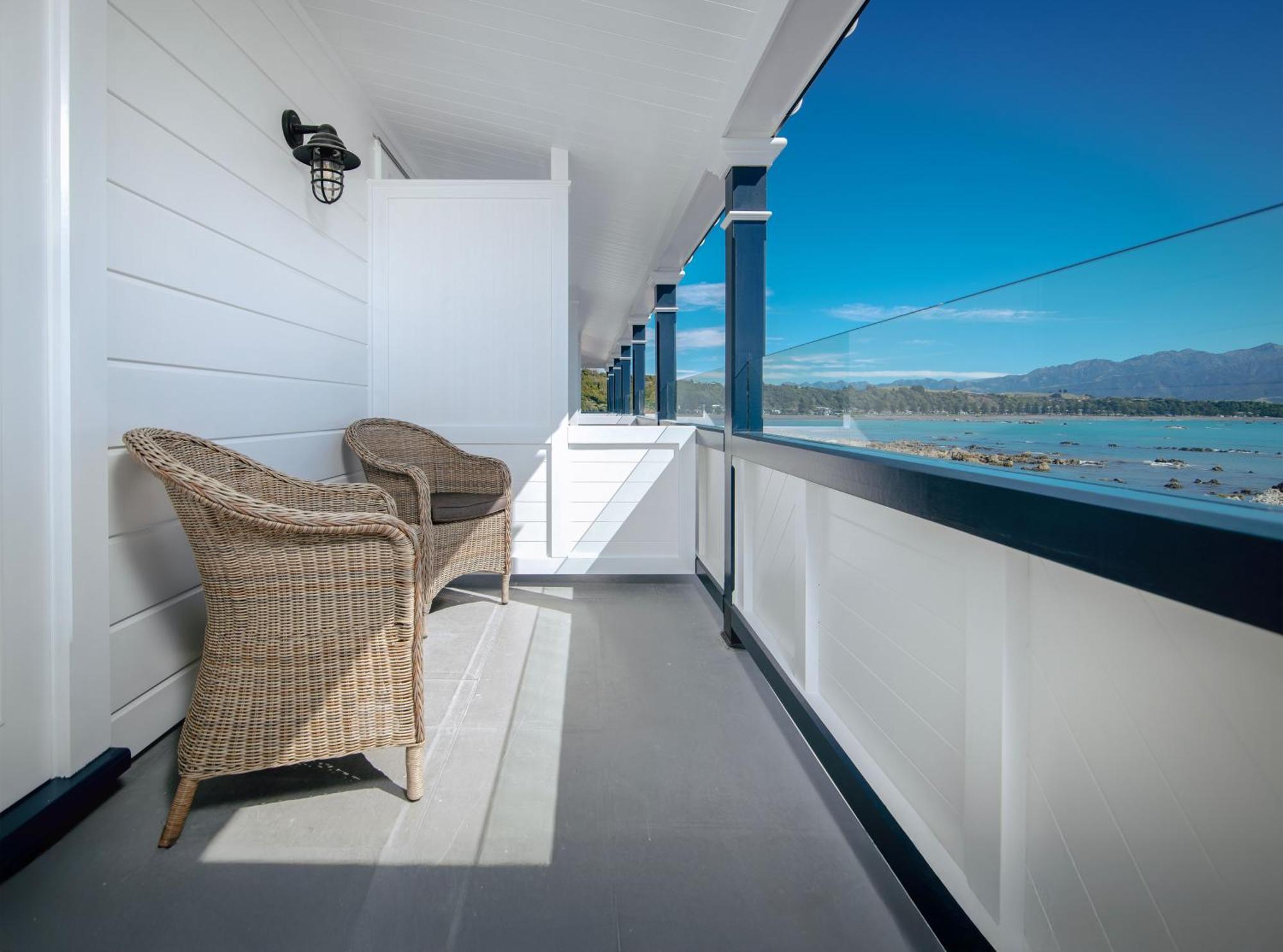 The Pier Hotel Kaikoura Exteriör bild